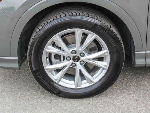 Used 2021 Audi Q3 2.0T Premium w/ Convenience Package image 9