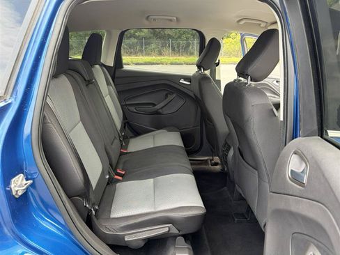 Used 2019 Ford Escape SE FWD image 15