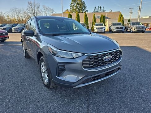 Used 2025 Ford Escape Active image 3