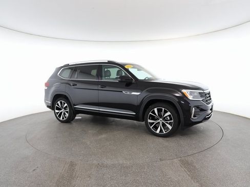 Used 2024 Volkswagen Atlas SEL Premium R-Line image 25