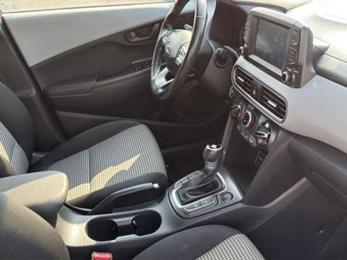Used 2018 Hyundai Kona SEL AWD/4WD image 13