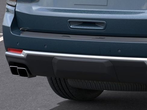 New 2026 Chevrolet Suburban High Country AWD/4WD image 14