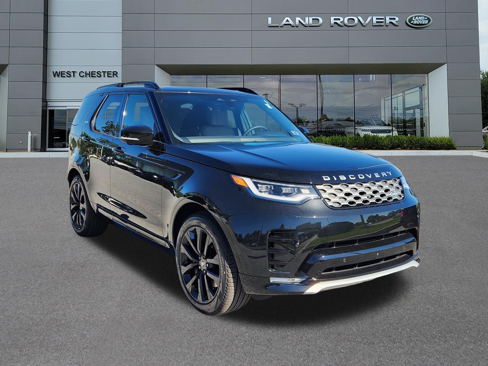 New 2026 Land Rover Discovery Limited Edition AWD/4WD image 2