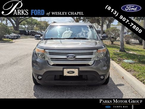 Used 2014 Ford Explorer XLT w/ Equipment Group 202A image 3