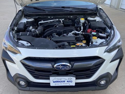 Used 2024 Subaru Outback Premium AWD/4WD image 24