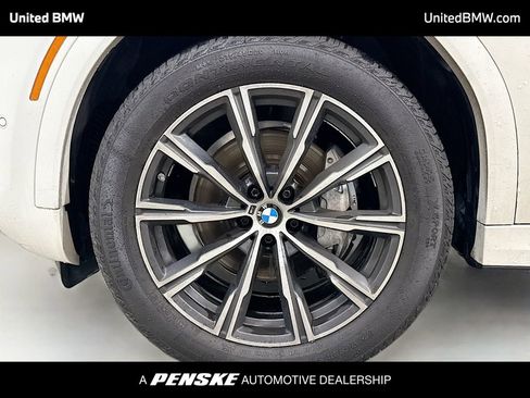 Used 2024 BMW X6 xDrive40i w/ Parking Assistance Package image 2