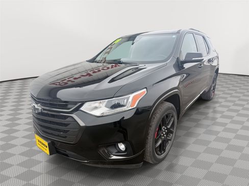 Used 2018 Chevrolet Traverse Premier w/ Redline Edition FWD image 5