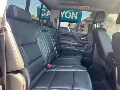 Used 2018 GMC Sierra 1500 SLT AWD/4WD image 32