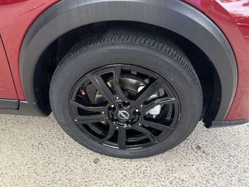 Used 2023 Nissan Kicks SV FWD image 12