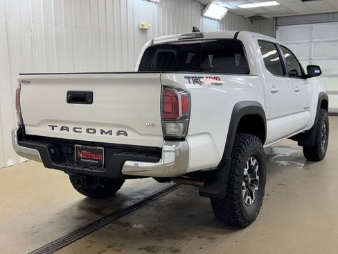 Used 2022 Toyota Tacoma TRD Off-Road image 6