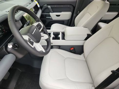 New 2026 Land Rover Defender 110 S image 9