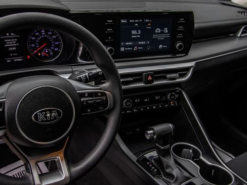 Used 2021 Kia K5 LXS image 13