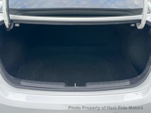 Used 2019 Hyundai Elantra SEL FWD image 24