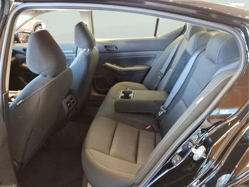 New 2026 Nissan Altima 2.5 SV FWD image 27