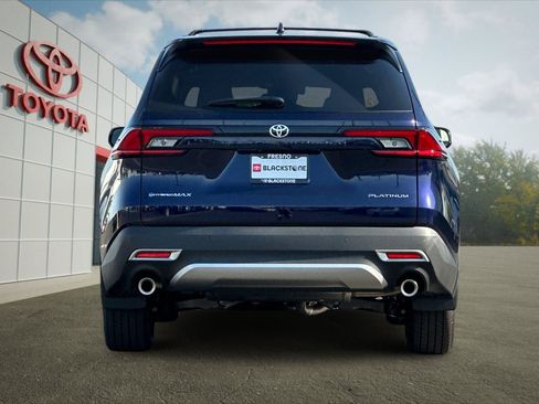 Certified 2026 Toyota Grand Highlander AWD Hybrid image 4