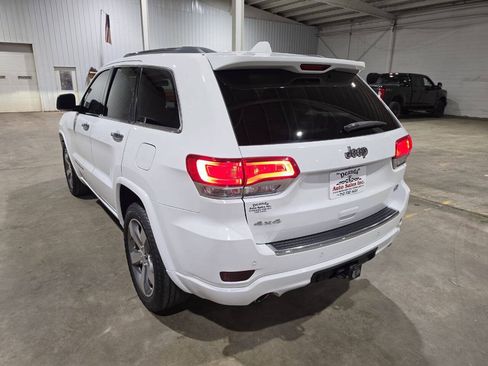 Used 2014 Jeep Grand Cherokee Overland AWD/4WD image 11