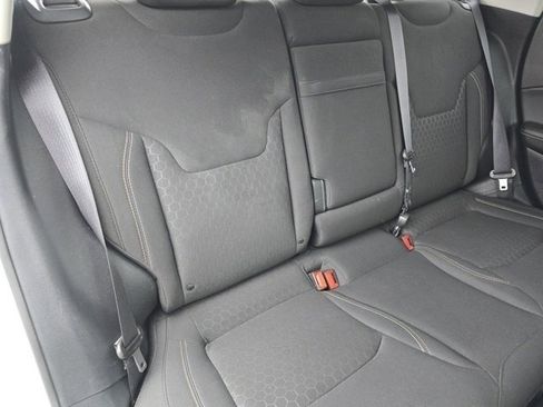 Used 2018 Jeep Compass Sport image 24