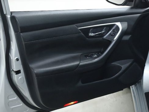Used 2018 Nissan Altima 2.5 SL image 15