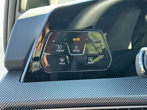 New 2026 Volkswagen GTI SE image 33