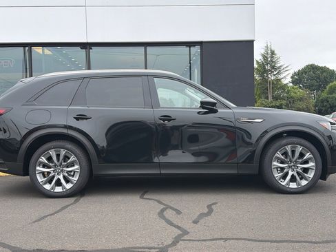 New 2026 MAZDA CX-90 Plug-In Hybrid w/ Preferred AWD/4WD image 2