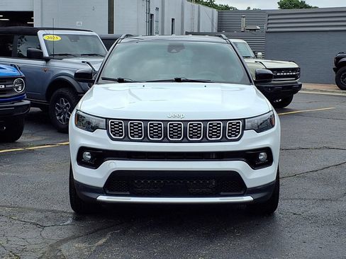 Used 2025 Jeep Compass Limited AWD/4WD image 20