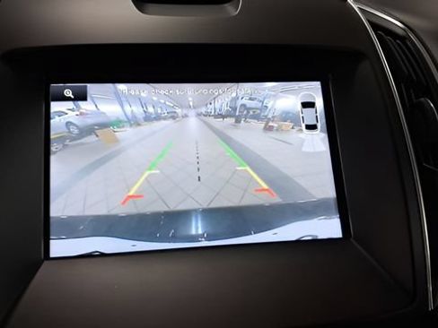 Used 2015 Ford Edge Titanium w/ Equipment Group 301A FWD image 27