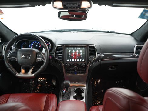 Used 2017 Jeep Grand Cherokee SRT AWD/4WD image 14