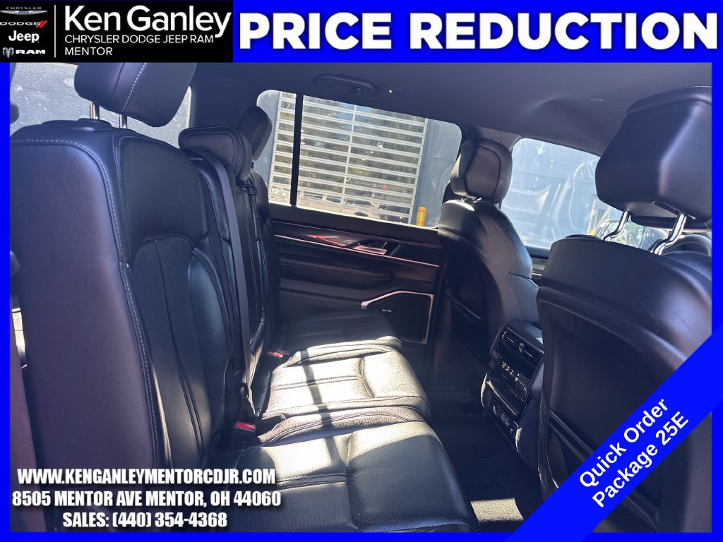 Used 2024 Jeep Wagoneer 4WD image 28