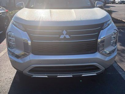 Used 2024 Mitsubishi Outlander SE