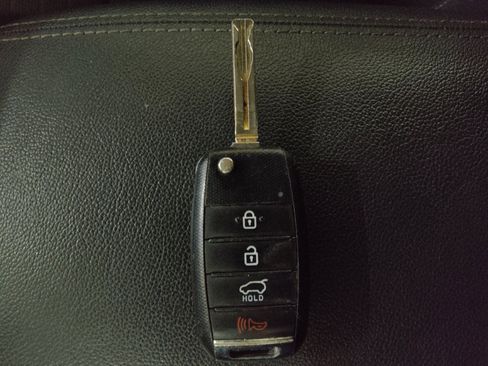 Used 2019 Kia Sportage LX w/ LX Popular Package image 32