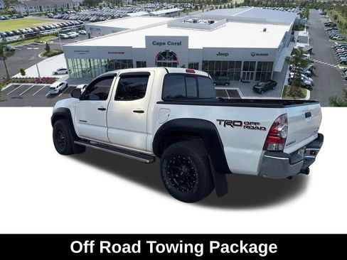 Used 2015 Toyota Tacoma PreRunner w/ TRD Off-Road Package image 4