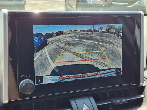 Used 2024 Toyota RAV4 Adventure image 11