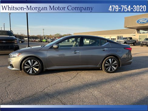 Used 2021 Nissan Altima 2.5 SL FWD image 8