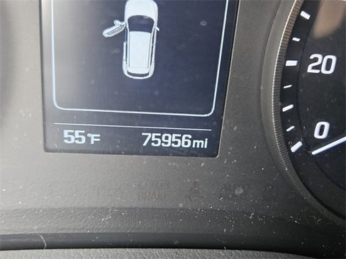 Used 2018 Hyundai Tucson Sport image 27