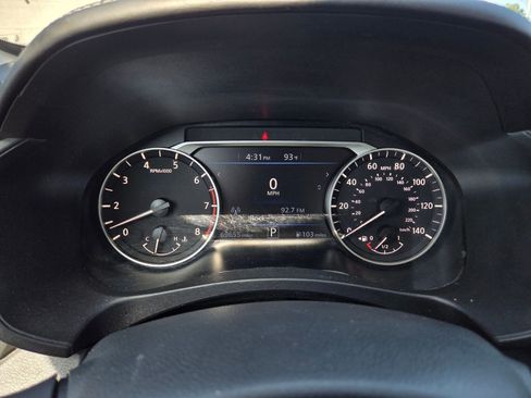 Used 2025 Nissan Altima 2.5 SR w/ SR Premium Package FWD image 12