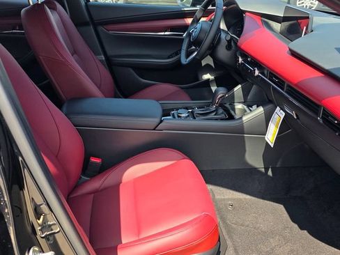 New 2026 MAZDA MAZDA3 Hatchback w/Premium Plus Pkg AWD/4WD image 15