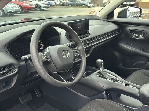 Used 2023 Honda HR-V LX image 26