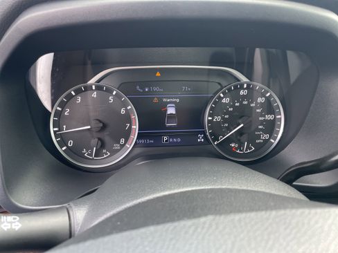 Used 2022 Nissan Titan Platinum Reserve w/ Moonroof Package image 24