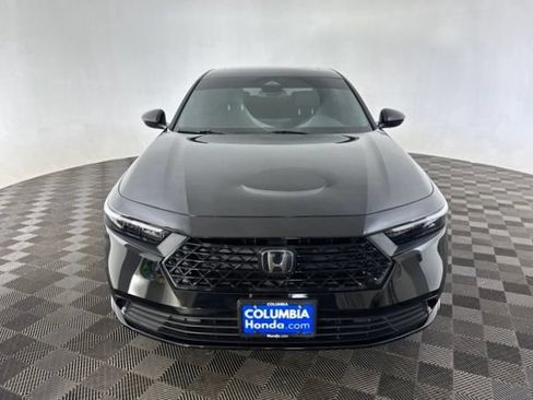Used 2025 Honda Accord Sport image 3