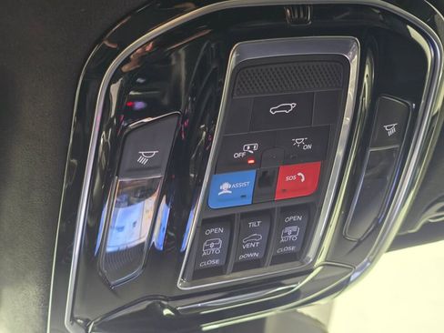 Used 2024 Jeep Grand Wagoneer Series II w/ Quick Order Packagew 28T image 40