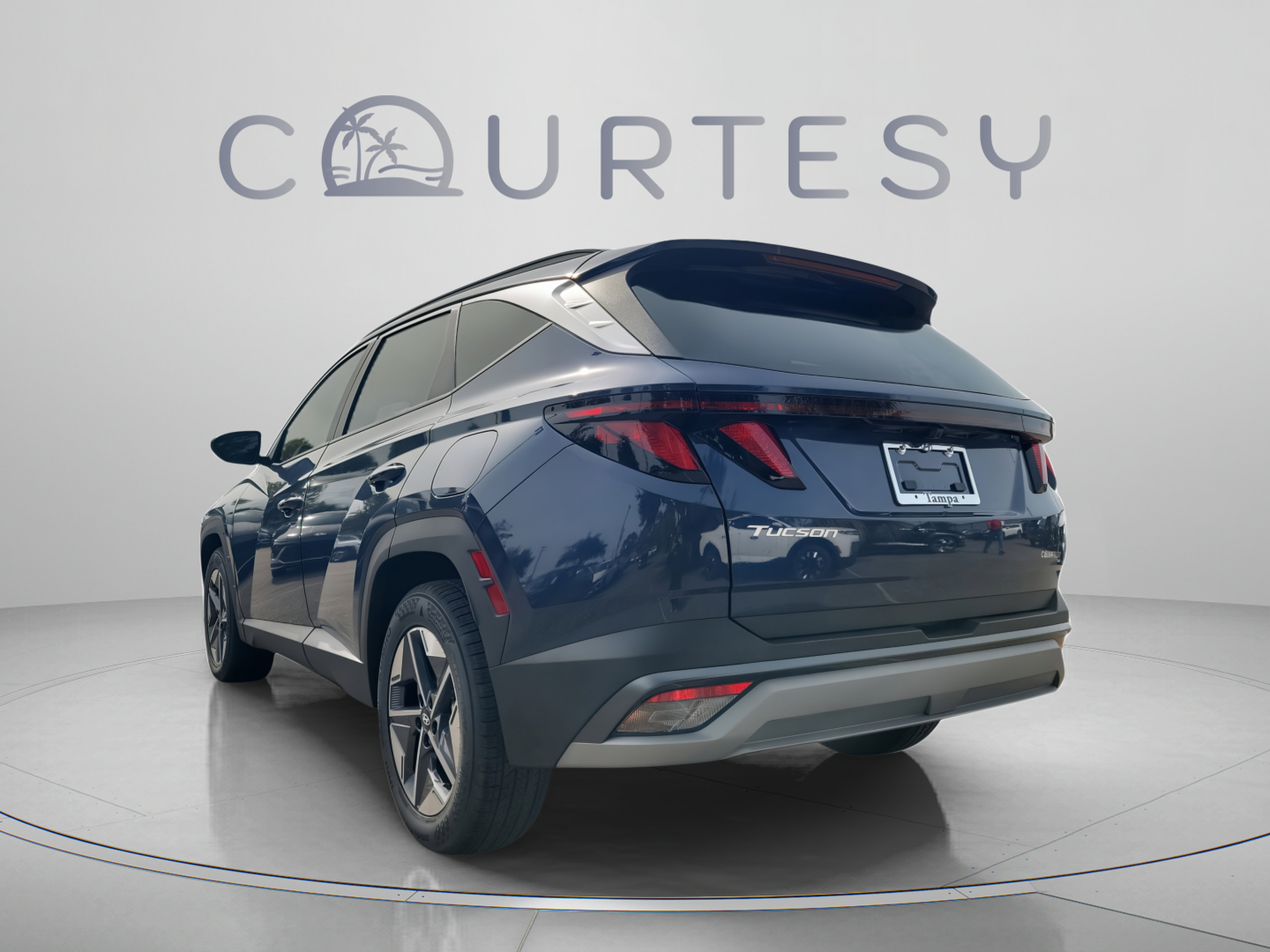 New 2026 Hyundai Tucson SEL Plus FWD image 3