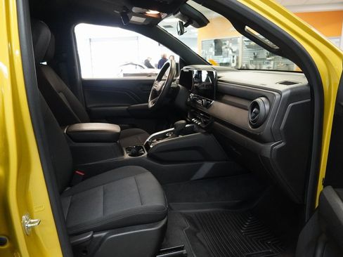 Used 2023 Chevrolet Colorado Trail Boss w/ Advanced Trailering Package image 26