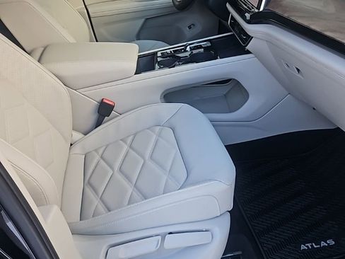 New 2026 Volkswagen Atlas SE AWD/4WD image 13