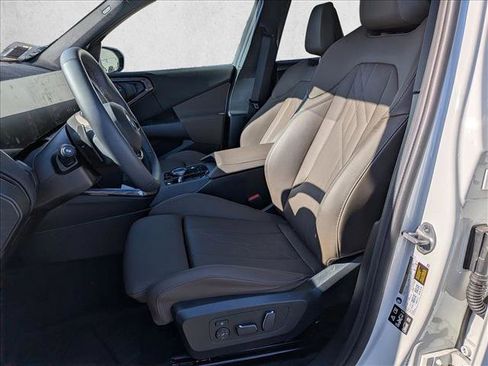Certified 2025 BMW X3 xDrive30i w/ Premium Package AWD/4WD image 14