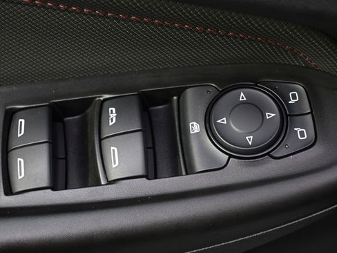 Used 2023 Chevrolet TrailBlazer RS w/ Convenience Package image 23