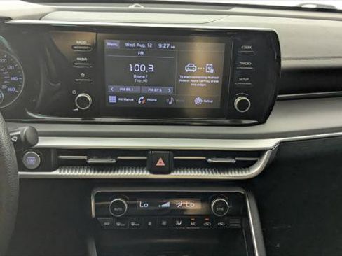 Used 2022 Kia K5 LXS FWD image 28