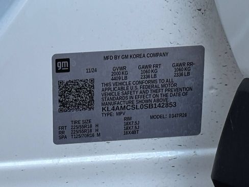 Used 2025 Buick Encore GX Preferred AWD/4WD image 28