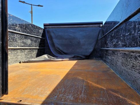 Used 2022 Ford F550 XL image 36