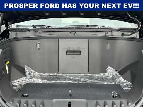 New 2025 Ford F150 Lightning XLT image 24