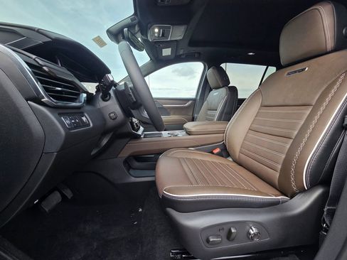 New 2026 GMC Acadia Denali Ultimate FWD image 23